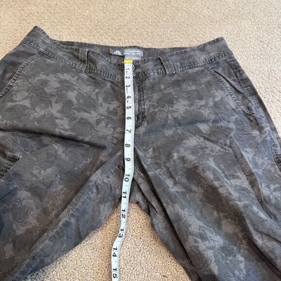 Nike ACG Pants Camo Cargo Capri Gray Ripstop Outdoors Athletic Camping Size 10 - Picture 5 of 12